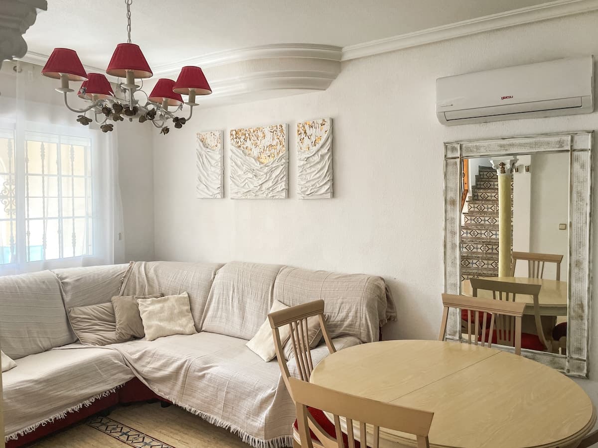 Casa verde en Cabo Roig